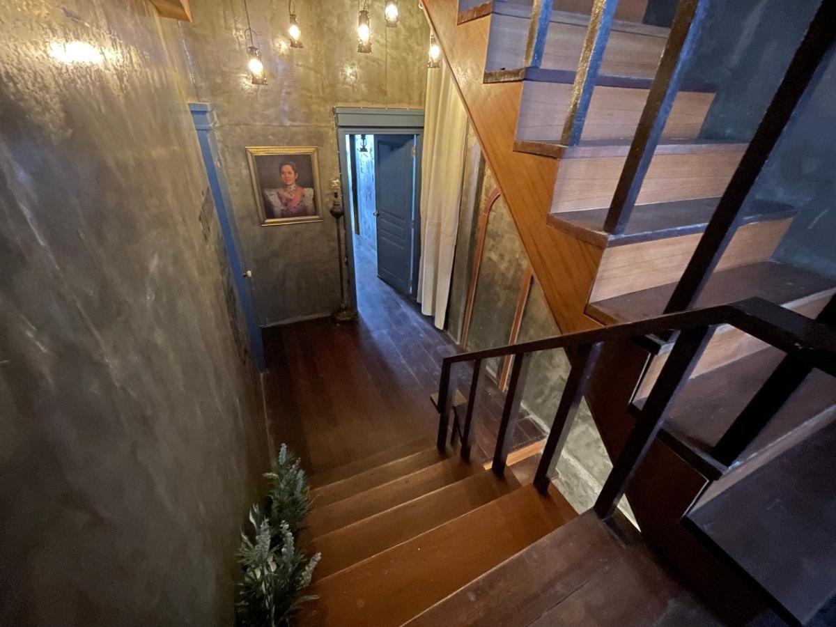 Central Old Town Cottage Bangkok Dış mekan fotoğraf
