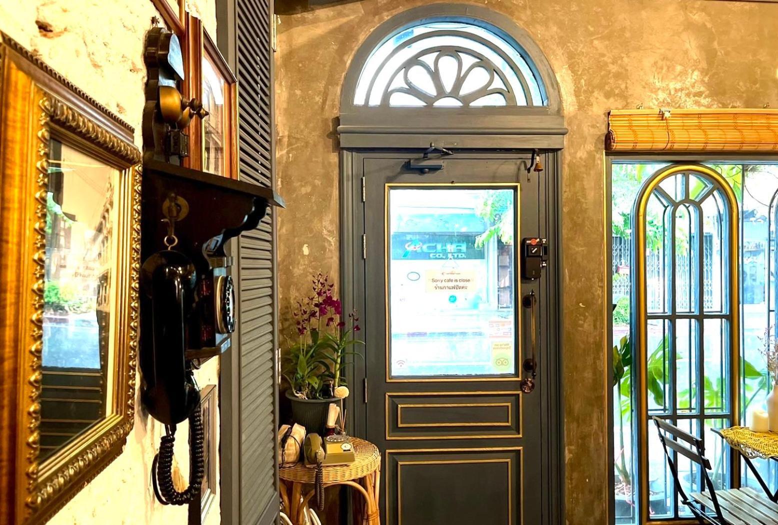Central Old Town Cottage Bangkok Dış mekan fotoğraf